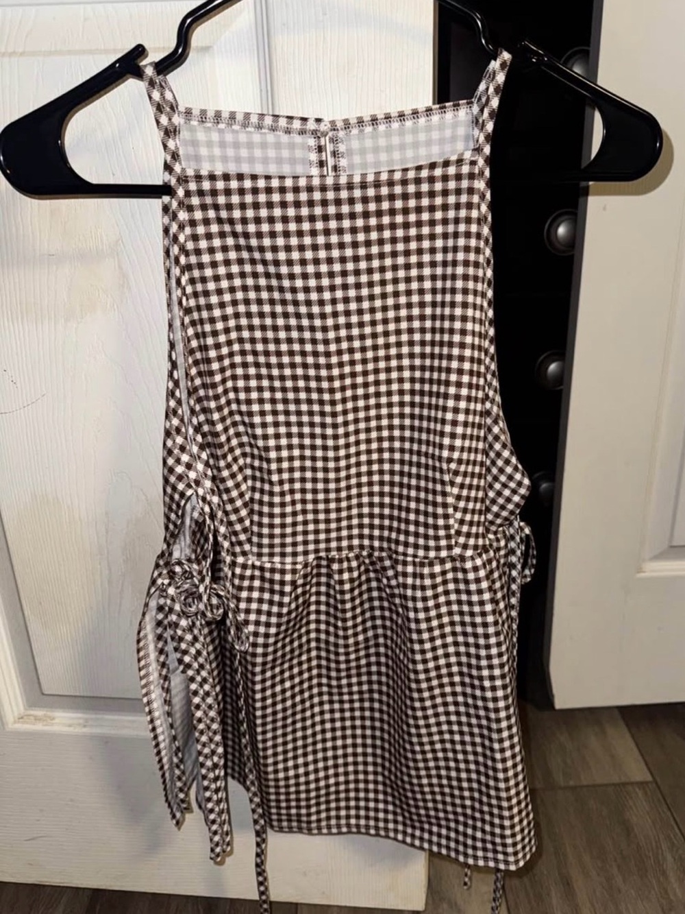 Gingham Tie-Waist Tank Top in Brown